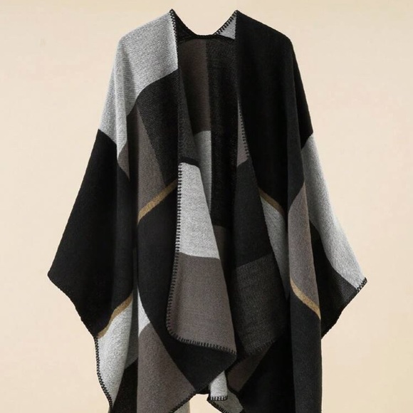 Shawl - Picture 1 of 1